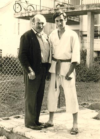 Yaron Lichtenstein alături de Imi Lichtenfeld.